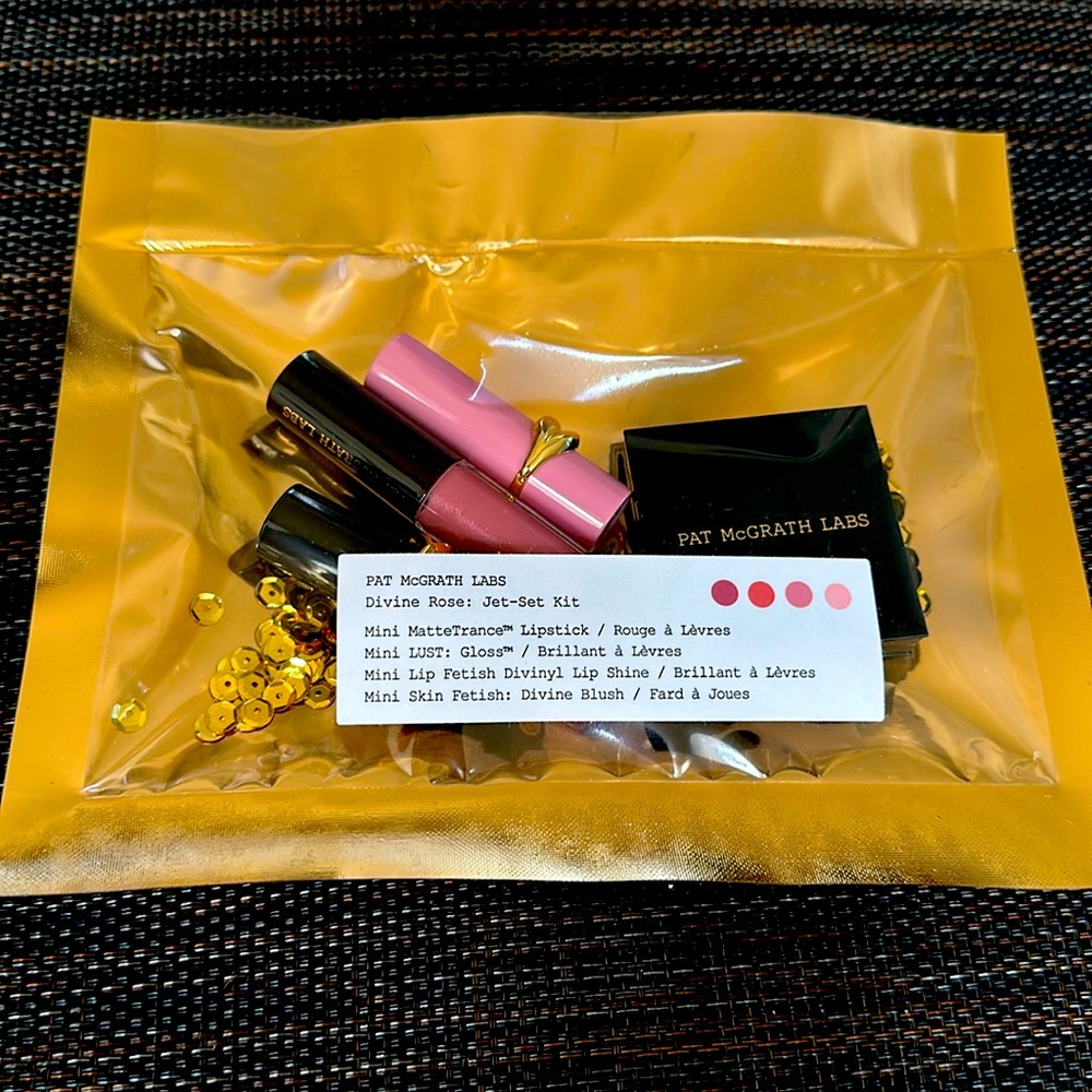 Pat McGrath labs Divine Rose Jet Set Kit